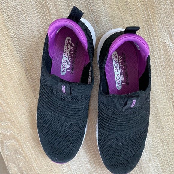 Sketchers Runners! - Picture 4 of 4